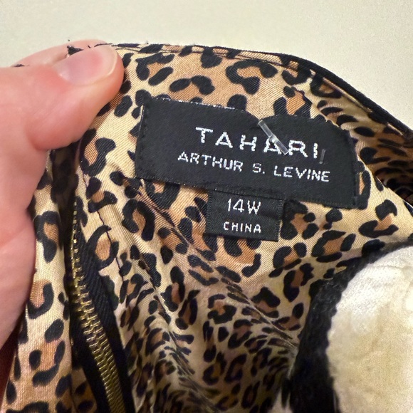 Tahari ASL | Black A-Line Dress with animal print - Picture 5 of 10